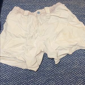 Hybrid cream shorts